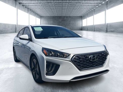 Used 2022 Hyundai Ioniq SEL FWD image 1