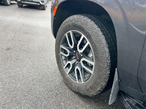 Used 2023 GMC Yukon AT4 w/ Technology Package image 34
