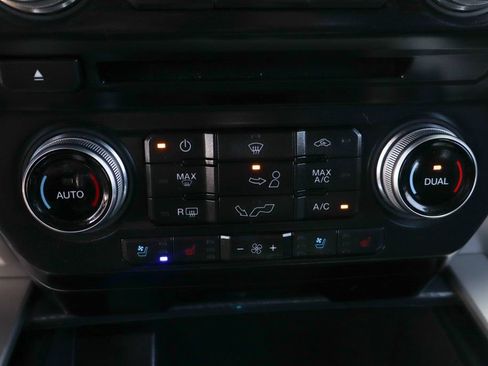Used 2018 Ford F150 Lariat w/ Equipment Group 501A Mid AWD/4WD image 40