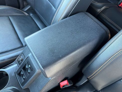 Used 2023 Ford Bronco Badlands image 48