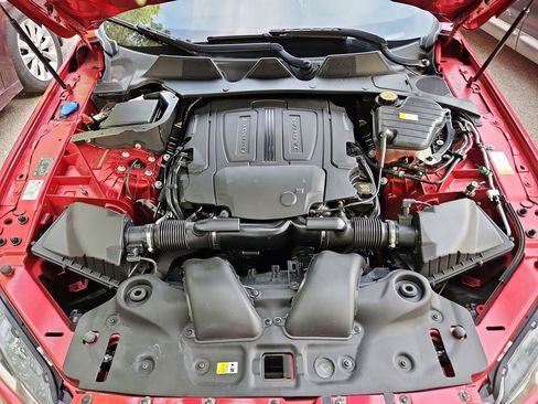 Used 2019 Jaguar XJ L Portfolio RWD image 38