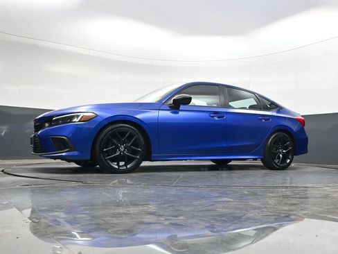Used 2023 Honda Civic Sport image 31