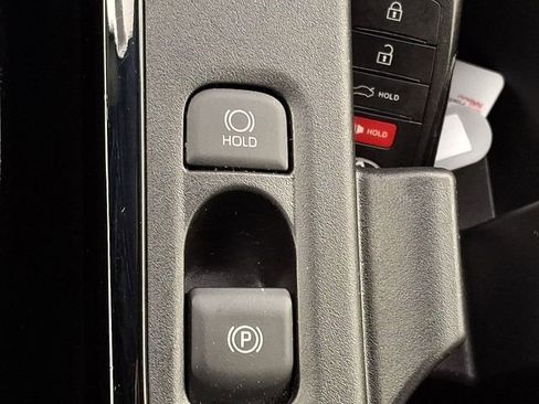Certified 2025 Toyota Corolla SE FWD image 30