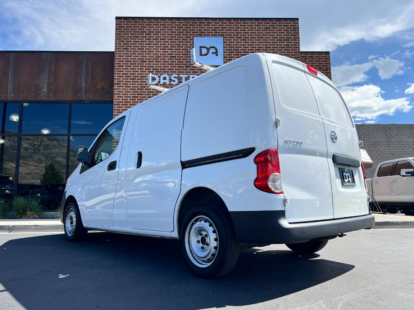 Used 2019 Nissan NV200 S w/ Cruise Control Package FWD image 4