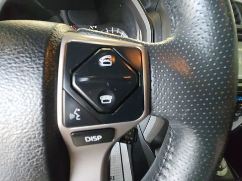 Used 2018 Toyota 4Runner Limited AWD/4WD image 19