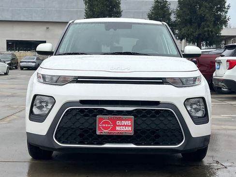 Used 2022 Kia Soul LX w/ Technology Package image 11