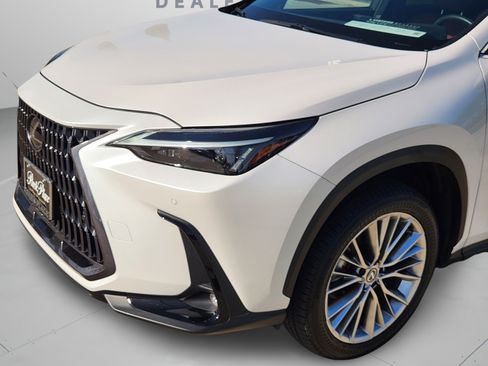 Certified 2025 Lexus NX 350 AWD w/ Cold Area Package image 28