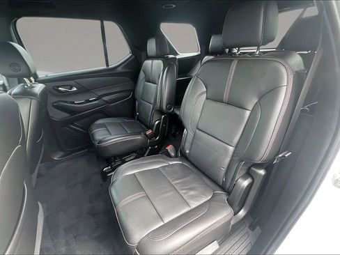 Used 2023 Chevrolet Traverse RS AWD/4WD image 22
