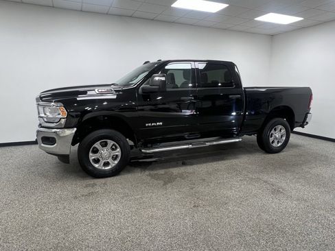 Used 2024 RAM 2500 Big Horn w/ Bed Utility Group image 20