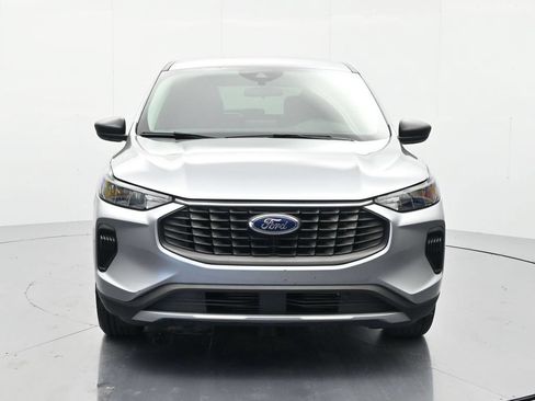 Used 2024 Ford Escape Active FWD image 2