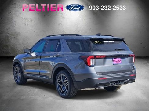 New 2026 Ford Explorer ST-Line w/ ST-Line Street Pack RWD image 3