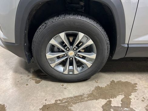 Certified 2025 Chevrolet Equinox LT image 26