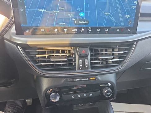 Used 2025 Ford Escape Active w/ Tech Pack #1 FWD image 13