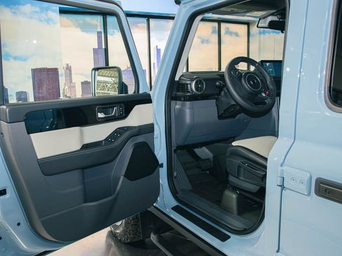 Used 2025 INEOS Grenadier Station Wagon AWD/4WD image 13