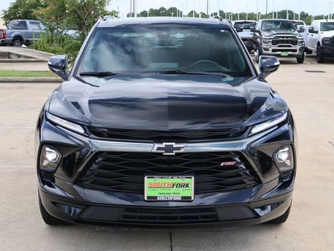 Used 2024 Chevrolet Blazer RS FWD image 2