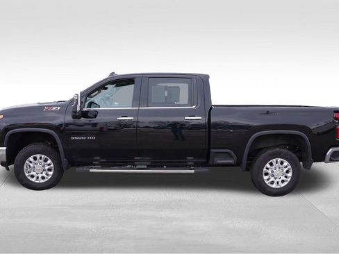 Certified 2024 Chevrolet Silverado 3500 LTZ w/ LTZ Premium Package image 10