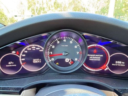 Certified 2023 Porsche Cayenne Platinum Edition AWD/4WD image 11