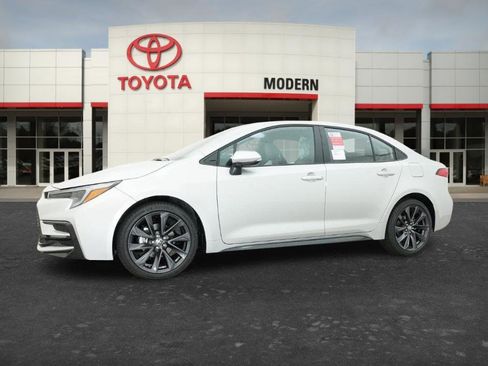 New 2026 Toyota Corolla SE FWD image 11