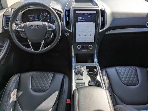Certified 2024 Ford Edge Titanium AWD/4WD image 15