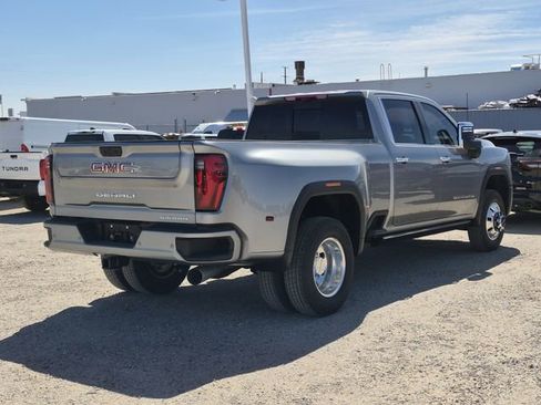 Used 2025 GMC Sierra 3500 Denali w/ Denali Reserve Package image 8