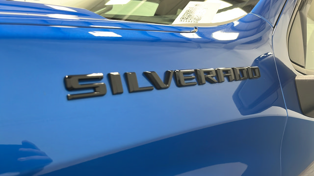 Used 2023 Chevrolet Silverado 1500 RST w/ LPO, Dark Essentials Package AWD/4WD image 39