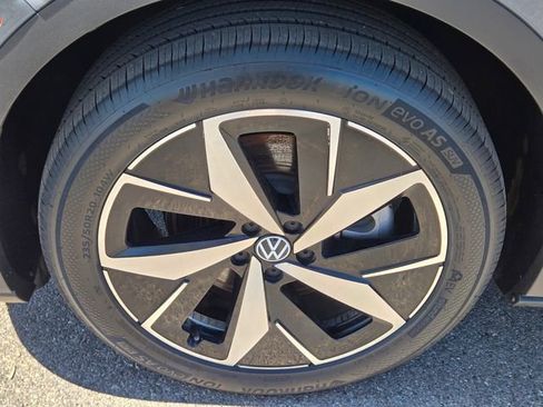 Used 2023 Volkswagen ID.4 S RWD image 13