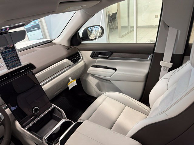 New 2027 GMC Terrain Denali w/ LPO, Floor Liner Package AWD/4WD image 25