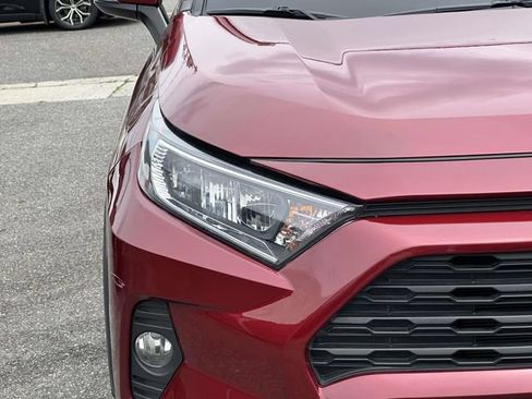 Used 2021 Toyota RAV4 XLE Premium AWD/4WD image 9