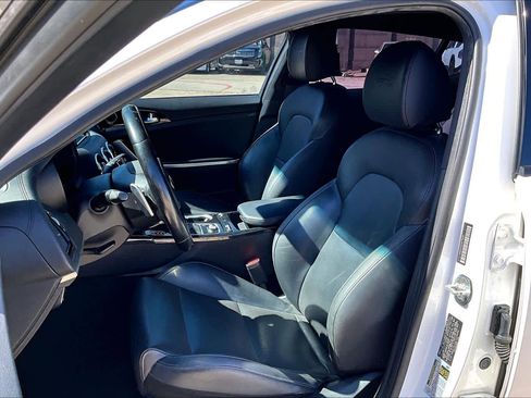 Used 2020 Kia Stinger GT-Line image 8