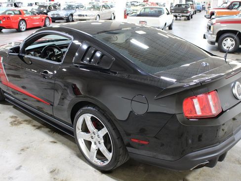 Used 2012 Ford Mustang GT Premium w/ Electronics Pkg RWD image 35