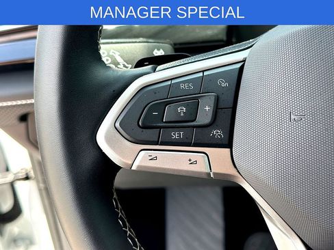 Certified 2026 Volkswagen Atlas SE FWD image 17