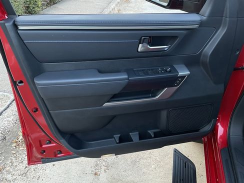 Used 2025 Toyota Tundra Platinum image 15