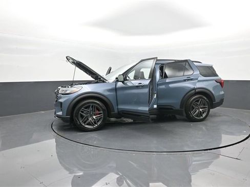 New 2026 Ford Explorer ST w/ Sun And Sound Package image 42