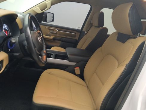 Used 2019 RAM 1500 Big Horn AWD/4WD image 17