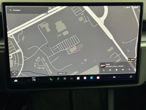 Used 2022 Tesla Model X Plaid image 22