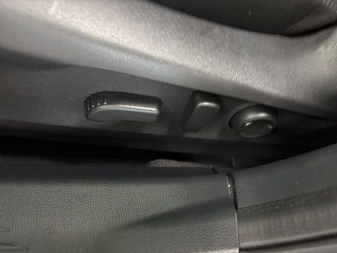 Used 2023 Subaru Outback Premium w/ Popular Package #1 image 20