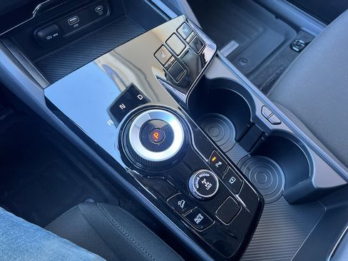 New 2025 Kia Sportage LX image 21