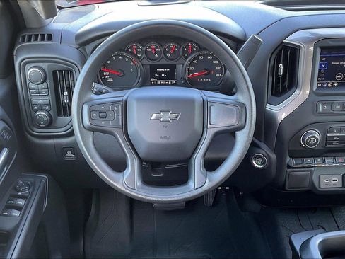 Used 2024 Chevrolet Silverado 1500 Custom Trail Boss AWD/4WD image 5