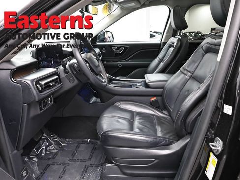 Used 2025 Lincoln Aviator Reserve w/ Illumination Package AWD/4WD image 14