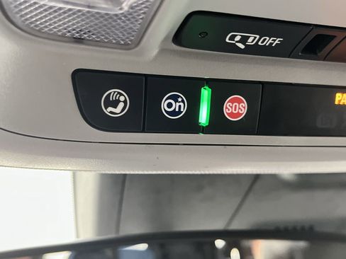 Used 2021 Chevrolet Malibu LT image 24