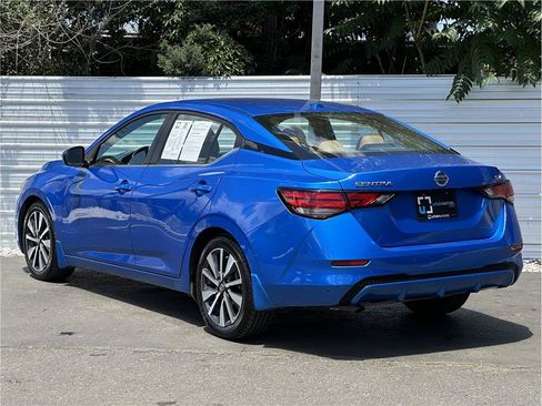 Used 2021 Nissan Sentra SV w/ SV Premium Package FWD image 12