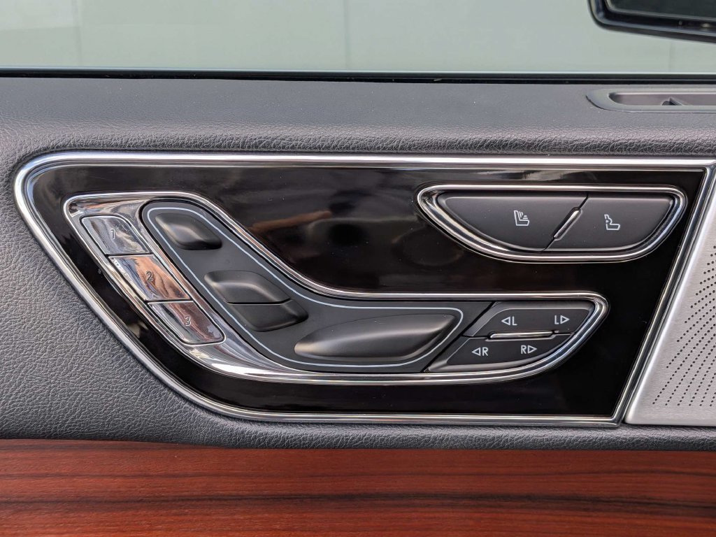Certified 2024 Lincoln Navigator Reserve AWD/4WD image 22