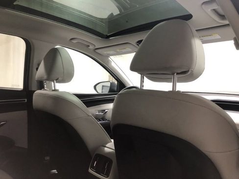 Used 2023 Hyundai Tucson Limited image 12