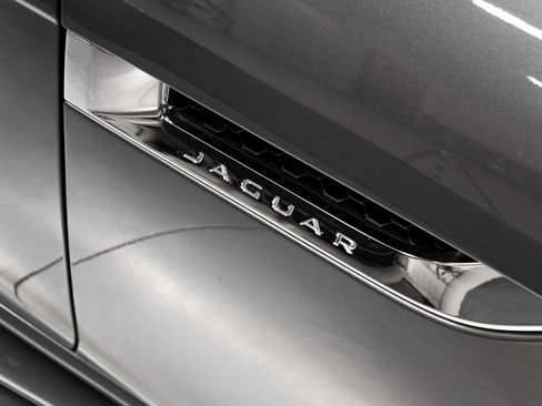 Used 2016 Jaguar F-TYPE S image 33