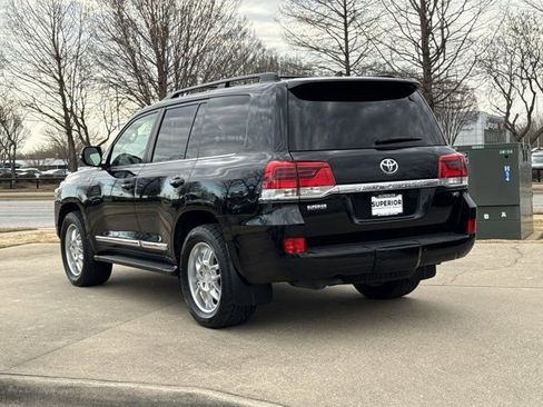 Used 2019 Toyota Land Cruiser AWD/4WD image 8