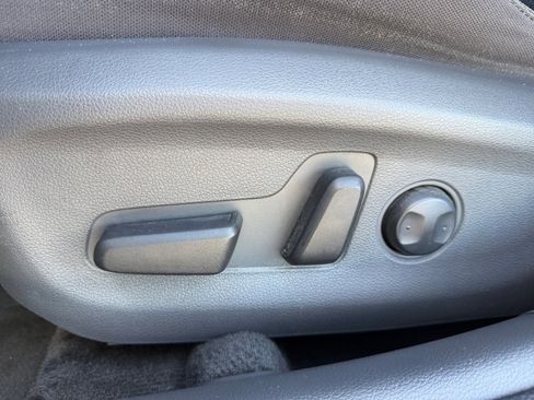 Used 2018 Hyundai Ioniq SEL image 14