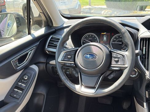 Used 2023 Subaru Forester Limited AWD/4WD image 26