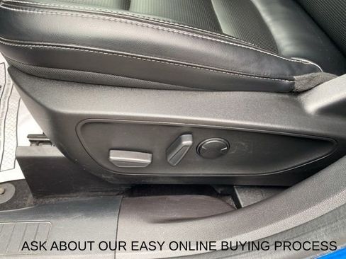 Used 2023 Ford Escape Platinum image 11