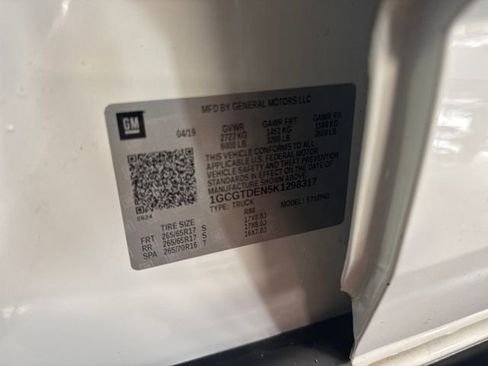 Used 2019 Chevrolet Colorado Z71 image 33