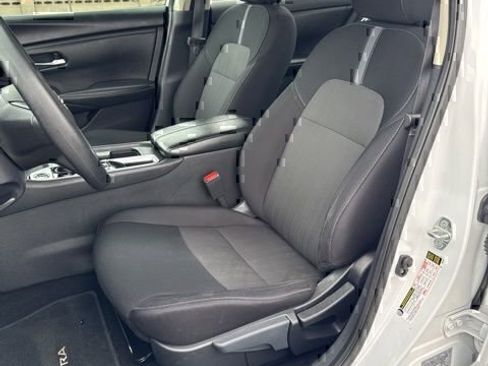 Used 2024 Nissan Sentra SV FWD image 16